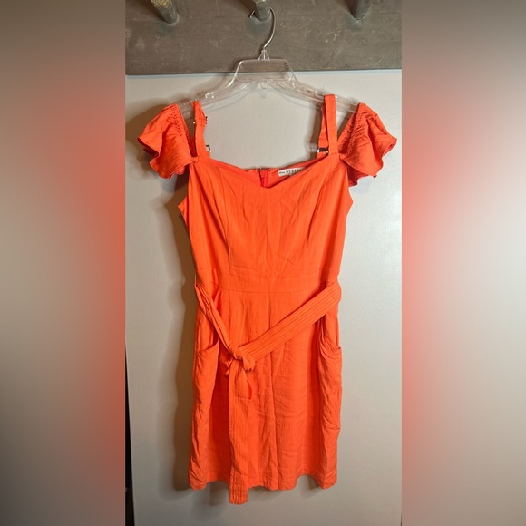Guess cold shoulder dress - Picture 2 of 10